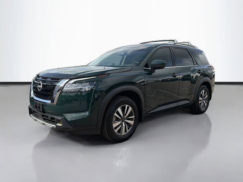 Used 2023 Nissan Pathfinder SL image 7