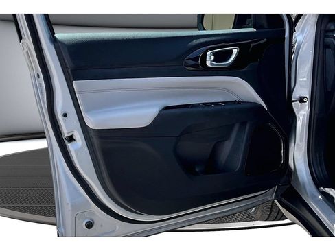 Certified 2026 Jeep Compass Limited AWD/4WD image 22