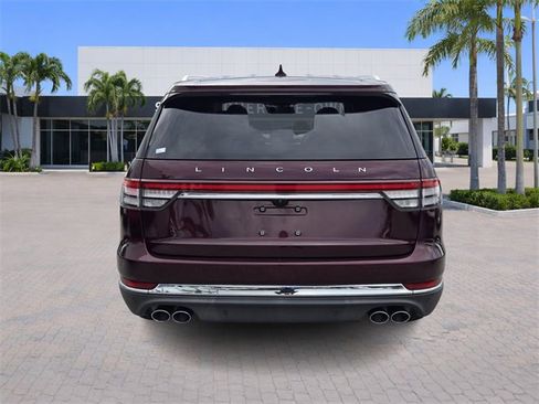 Used 2020 Lincoln Aviator Reserve w/ Equipment Group 201A image 6