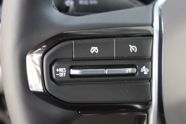 New 2026 Chevrolet Colorado ZR2 w/ Technology Package AWD/4WD image 16