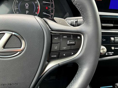 Used 2023 Lexus ES 350 image 22