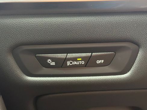 Used 2025 BMW X5 xDrive40i w/ Premium Package AWD/4WD image 37