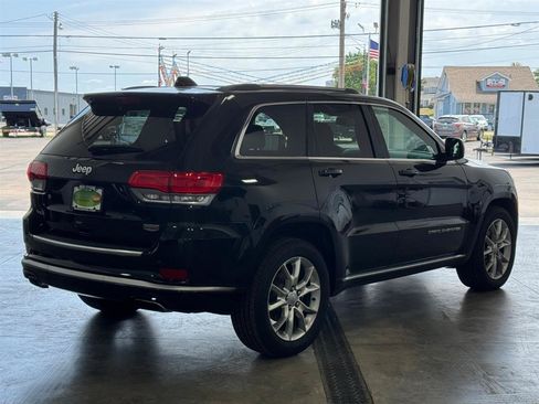 Used 2016 Jeep Grand Cherokee Summit w/ Platinum Series Group AWD/4WD image 3
