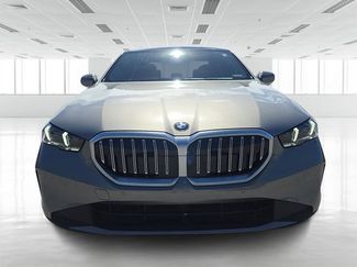 New 2025 BMW 530i w/ Premium Package video 2