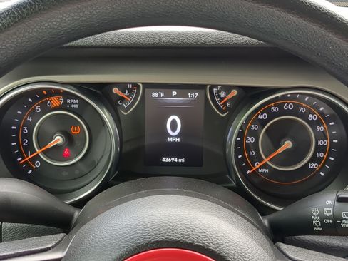 Used 2021 Jeep Wrangler Unlimited Sport AWD/4WD image 15