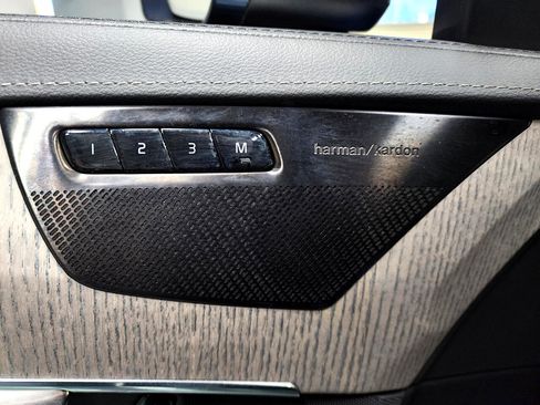 Used 2021 Volvo XC90 T8 Inscription image 19