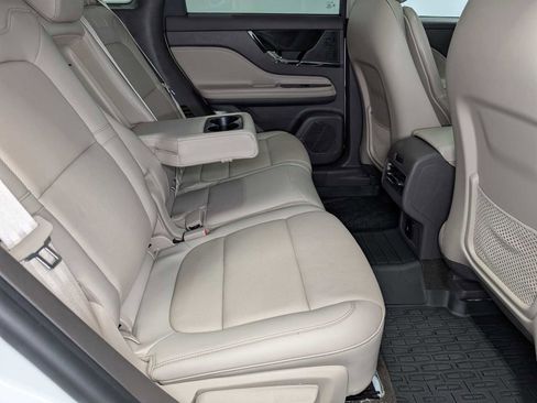 Certified 2022 Lincoln Corsair AWD w/ Premium Package image 41