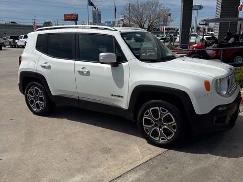 Used 2015 Jeep Renegade Limited image 1