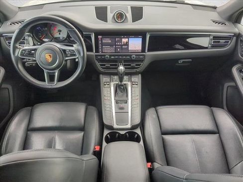 Used 2020 Porsche Macan S image 19