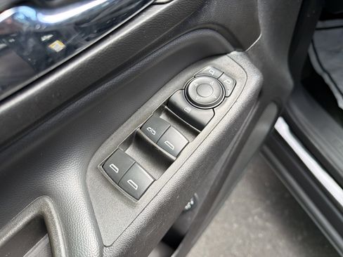 Used 2024 Chevrolet Equinox LT AWD/4WD image 15