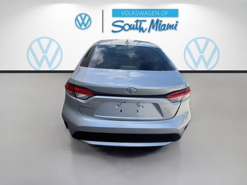 Used 2022 Toyota Corolla LE FWD image 6
