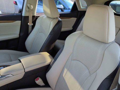 Used 2017 Lexus RX 350 FWD image 16