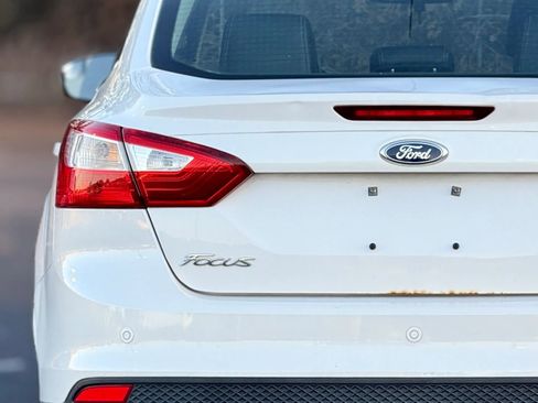 Used 2012 Ford Focus SEL image 13