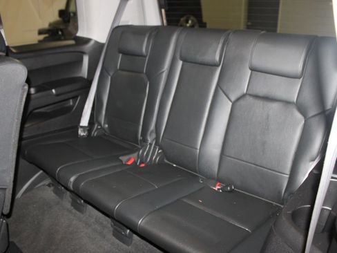 Used 2010 Honda Pilot EX-L image 25