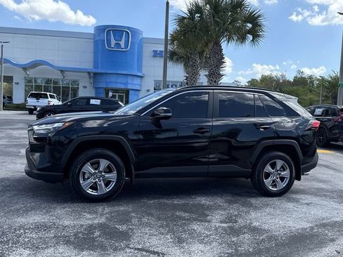 Used 2025 Toyota RAV4 XLE w/ Convenience Package image 11