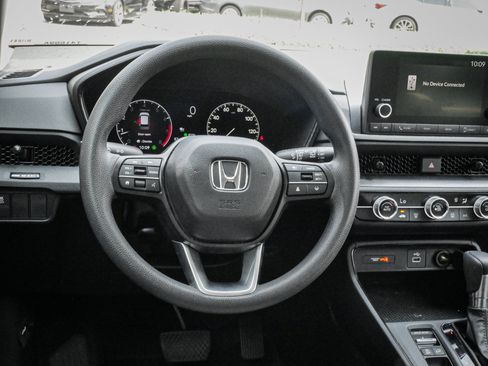 Used 2024 Honda CR-V LX image 6