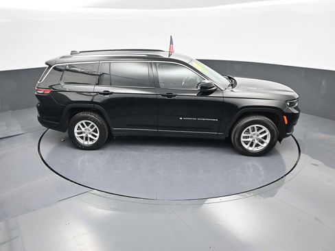 Used 2023 Jeep Grand Cherokee L Laredo image 42