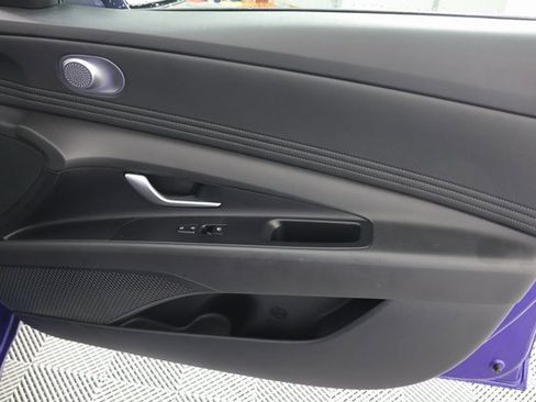 Used 2023 Hyundai Elantra SEL w/ Convenience Package image 28