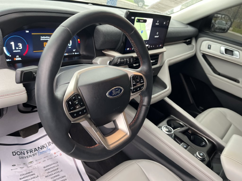 Used 2026 Ford Explorer Active w/ Active Comfort Package AWD/4WD image 14