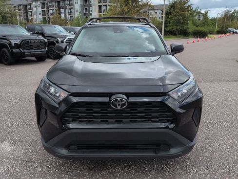 Used 2021 Toyota RAV4 LE FWD image 9