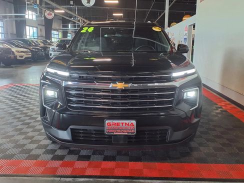 Used 2024 Chevrolet Traverse LT AWD/4WD image 3
