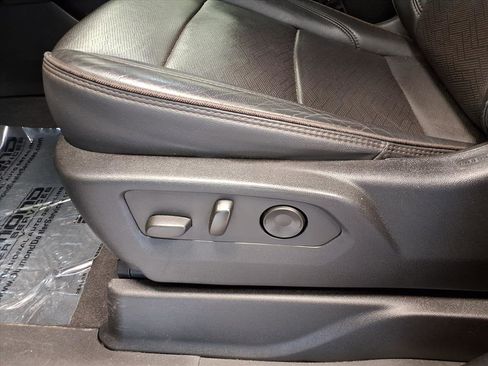 Used 2022 Chevrolet Tahoe High Country image 23