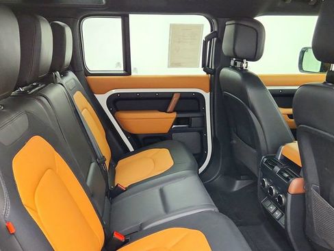 Used 2023 Land Rover Defender 110 X-Dynamic SE AWD/4WD image 24