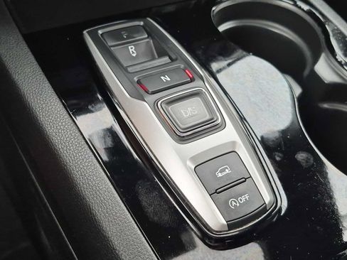 Used 2017 Honda Pilot Touring image 34