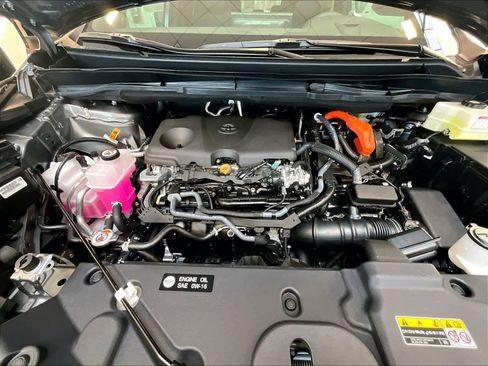 New 2026 Toyota Sienna Platinum image 16