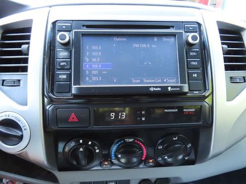 Used 2014 Toyota Tacoma 4x4 Double Cab w/ TRD Sport Package image 22