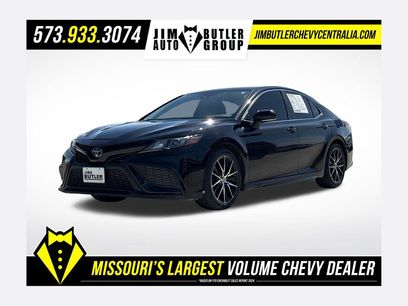 Used 2021 Toyota Camry SE w/ Cold Weather Package