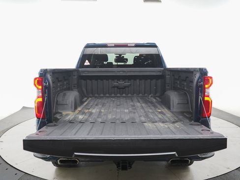 Used 2021 Chevrolet Silverado 1500 Custom AWD/4WD image 18