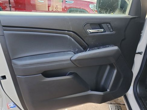 New 2026 GMC Canyon Elevation w/ Convenience Package image 13