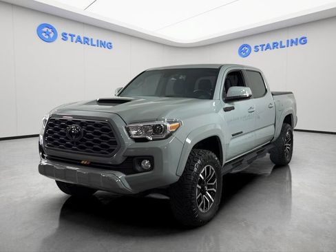 Used 2023 Toyota Tacoma TRD Sport w/ Advanced Technology Package AWD/4WD image 16