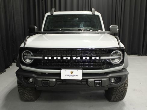 Used 2023 Ford Bronco Wildtrak image 7
