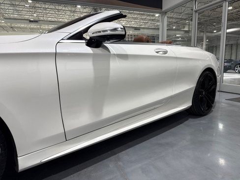 Used 2017 Mercedes-Benz S 550 Cabriolet image 25