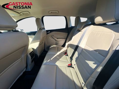 Used 2019 Ford Escape Titanium w/ U9j03 - Titanium Tow Package image 32