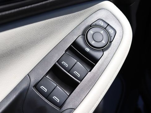 Used 2024 Buick Encore GX Preferred w/ Comfort Package FWD image 10
