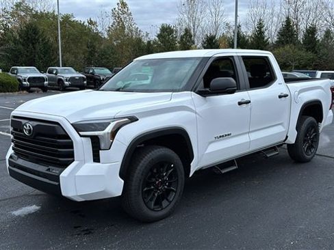 New 2026 Toyota Tundra SR5 image 2