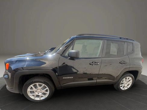 Used 2022 Jeep Renegade Latitude AWD/4WD image 8