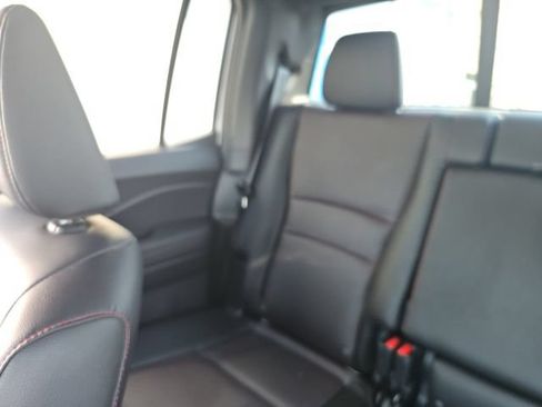 Used 2024 Honda Ridgeline Black Edition image 13