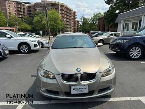 Used 2009 BMW 328i Convertible RWD image 4