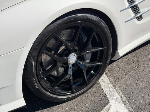 Used 2013 Mercedes-Benz SL 550 image 7