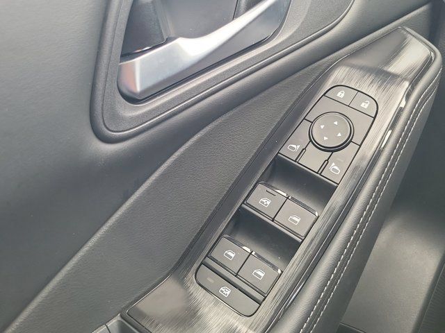 Certified 2026 Nissan Rogue SV FWD image 19