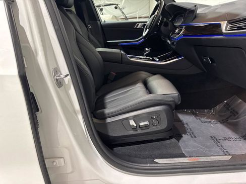 Used 2020 BMW X5 xDrive40i w/ Premium Package image 55