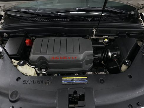 Used 2007 Saturn Outlook XR w/ Premium Trim Pkg FWD image 5