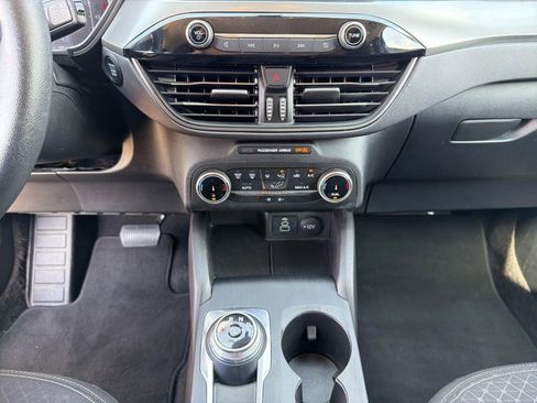 Used 2025 Ford Escape Active image 24