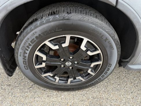 Used 2019 Nissan Pathfinder SV w/ Rock Creek Edition AWD/4WD image 8