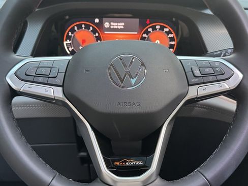 New 2026 Volkswagen Atlas Peak Edition AWD/4WD image 8