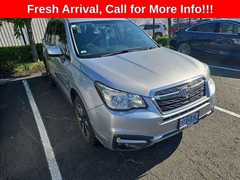Used 2017 Subaru Forester 2.5i Premium AWD/4WD image 1